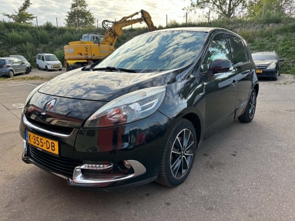 Renault Scénic 1.4 TCe Bose (bj 2012), Euro 5, Gebruikt, 1295 kg, Leder en Stof