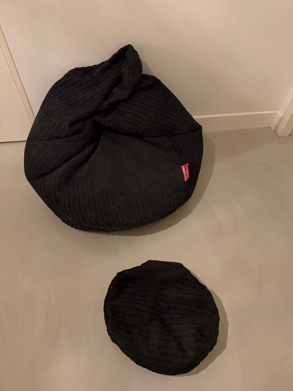 Kids Lounge Pug zitzak met poef, zwart-ribfluweel, Ophalen, Zo goed als nieuw, Zwart