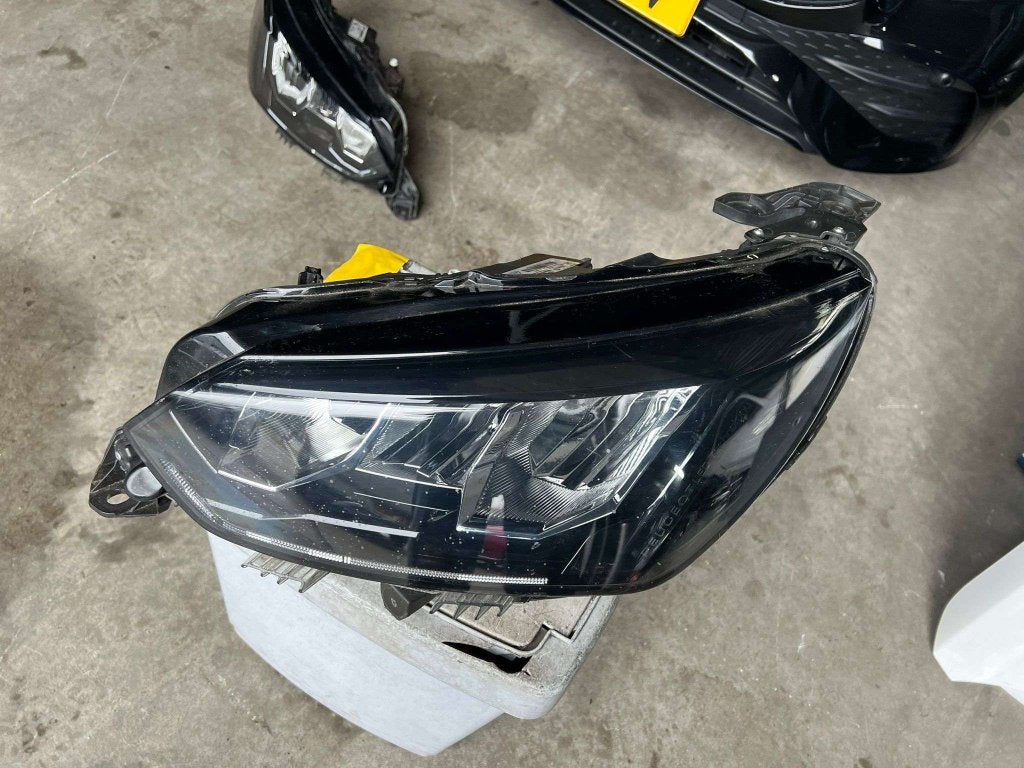 koplamp 208 9833036380 links led 2023+, Gebruikt, Frankrijk, Info@peugeot.com, Peugeot