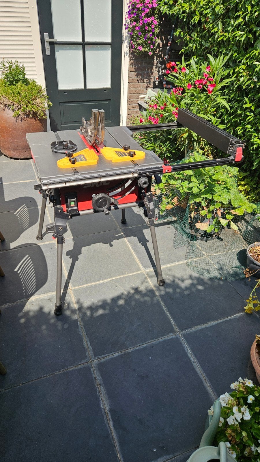 Skil Tafelzaag met extra zaagbladen en accessoires., Cirkelzaag, 70 mm of meer, Ophalen of Verzenden, 1200 watt of meer