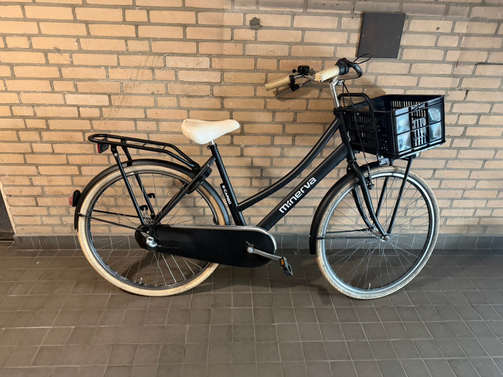 Stevige transportfiets met krat., Ophalen, Zo goed als nieuw, 26 inch of meer, Versnellingen