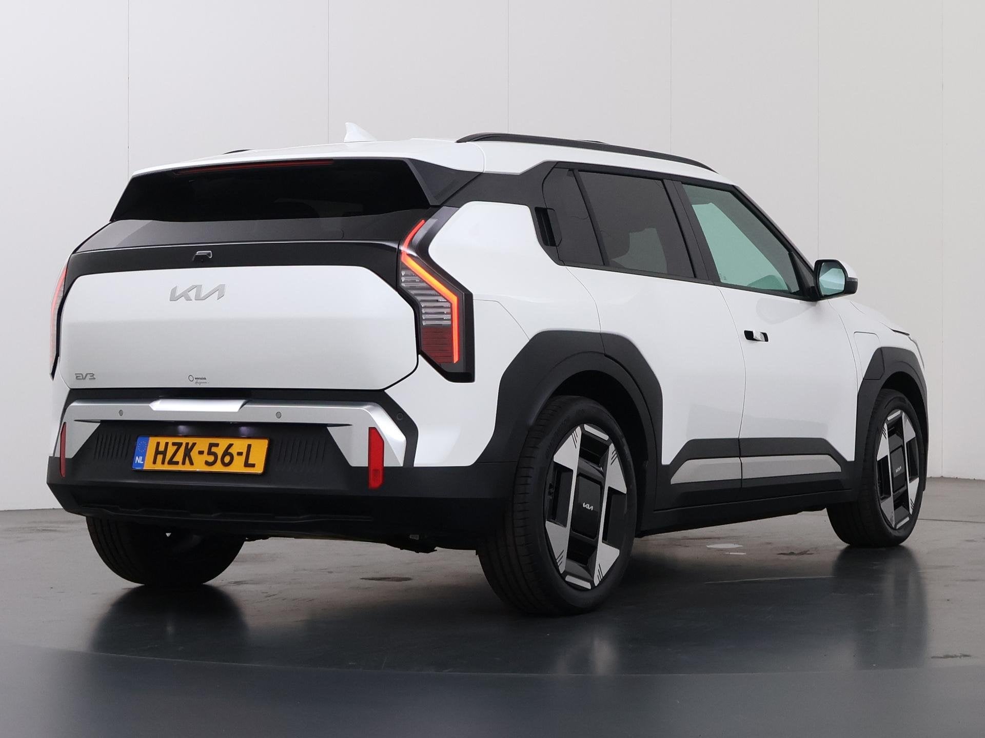 Kia EV3 Plus Advanced 81.4 kWh | SOH 100% | Panoramaschuifda, Auto's, Wit, Origineel Nederlands, 204 pk, 1000 kg