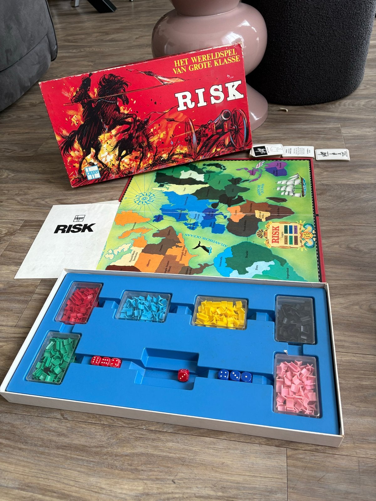 Risk: Het Wereldspel van Grote Klasse - Strategisch Bordspel, Vijf spelers of meer, Ophalen of Verzenden, Gebruikt