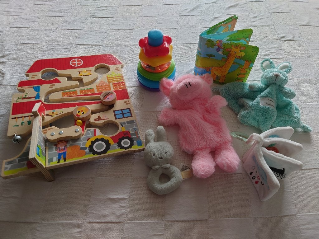 Diverse baby- en dreumes speelgoed., Ophalen of Verzenden, Gebruikt, Overige typen, Met geluid
