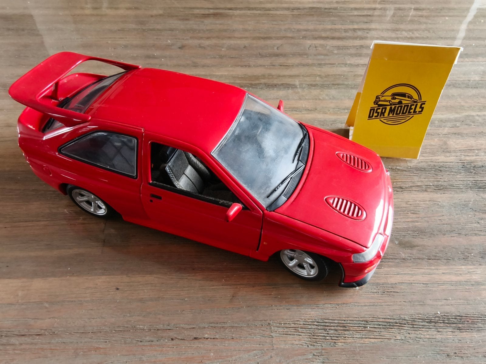 UT Models Ford Escort RS Cosworth 1:18 (geen doos), UT Models, Auto, R, Ophalen of Verzenden