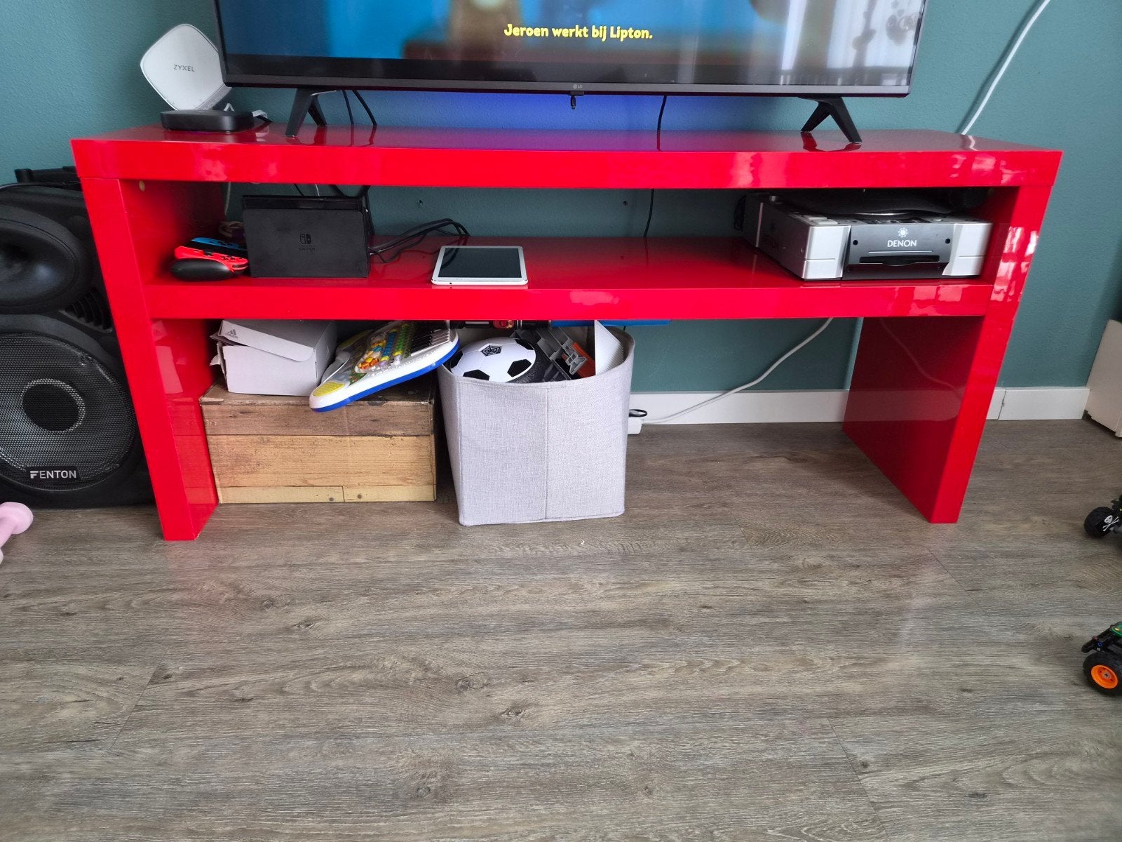 Rood TV-meubel / dressoir - 140x65 cm, Ophalen, Gebruikt, 50 tot 75 cm, 100 tot 150 cm
