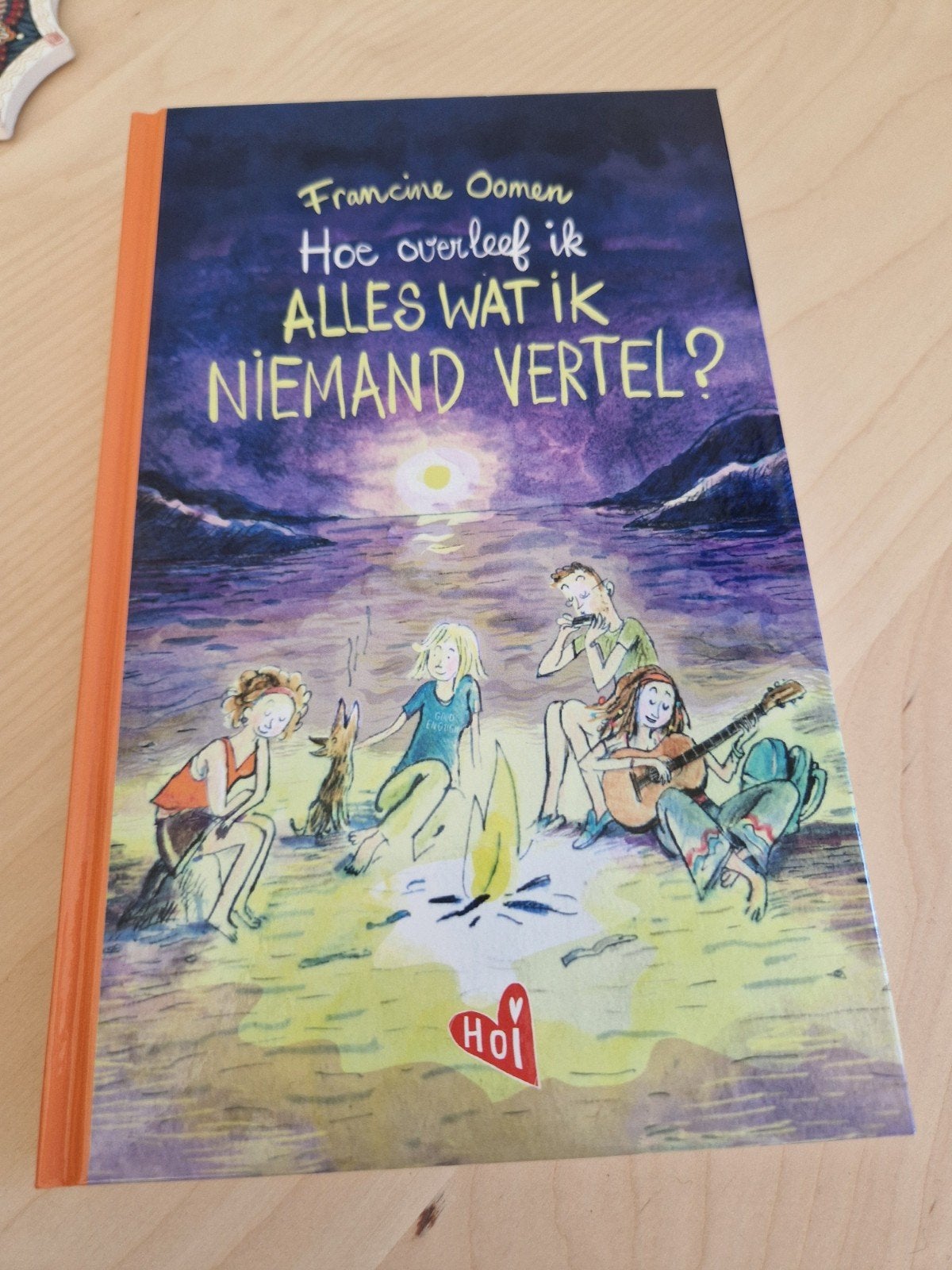 Hoe overleef ik alles wat ik niemand vertel?, Boeken, Francine Oomen, Ophalen of Verzenden, Zo goed als nieuw, Fictie
