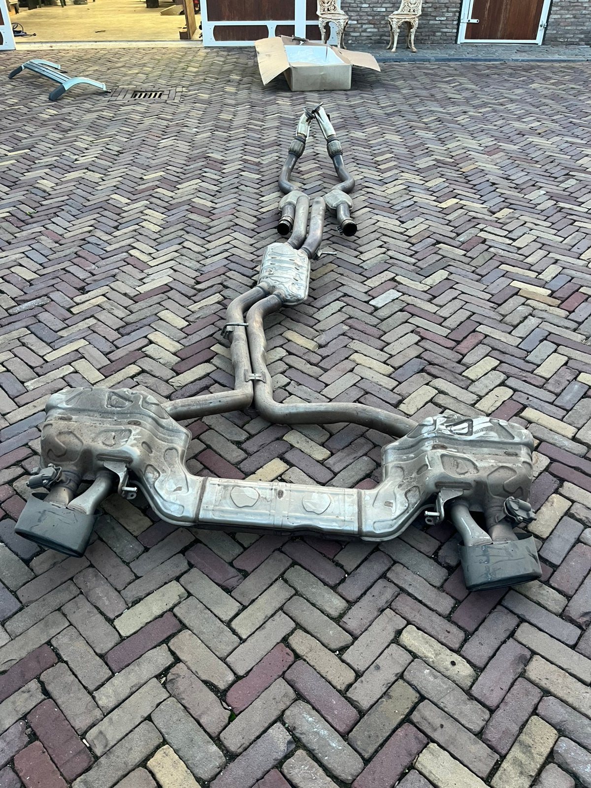 Uitlaatsysteem audi RS6 C8, Ophalen, Audi