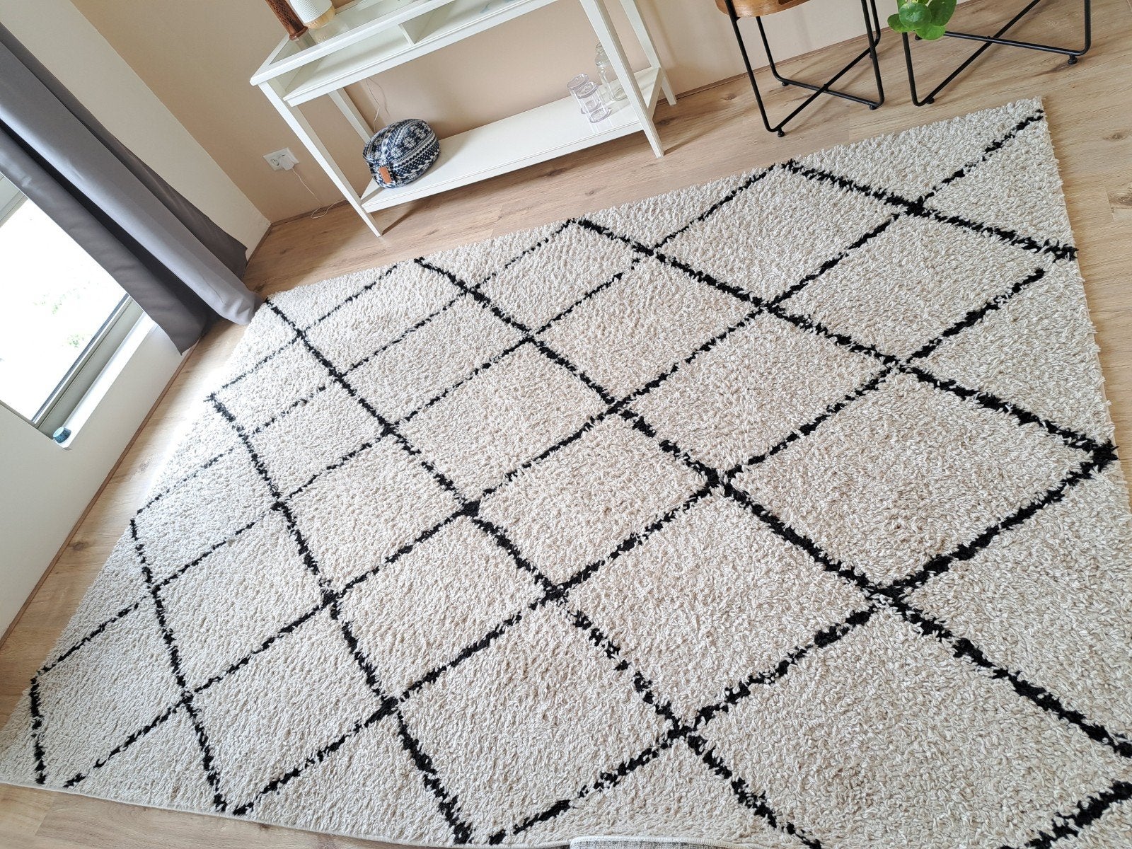 Vloerkleed Fraai Home & Living 200x290cm wit/zwart, Huis en Inrichting, Stoffering | Tapijten en Kleden, Ophalen, Gebruikt, 150 tot 200 cm