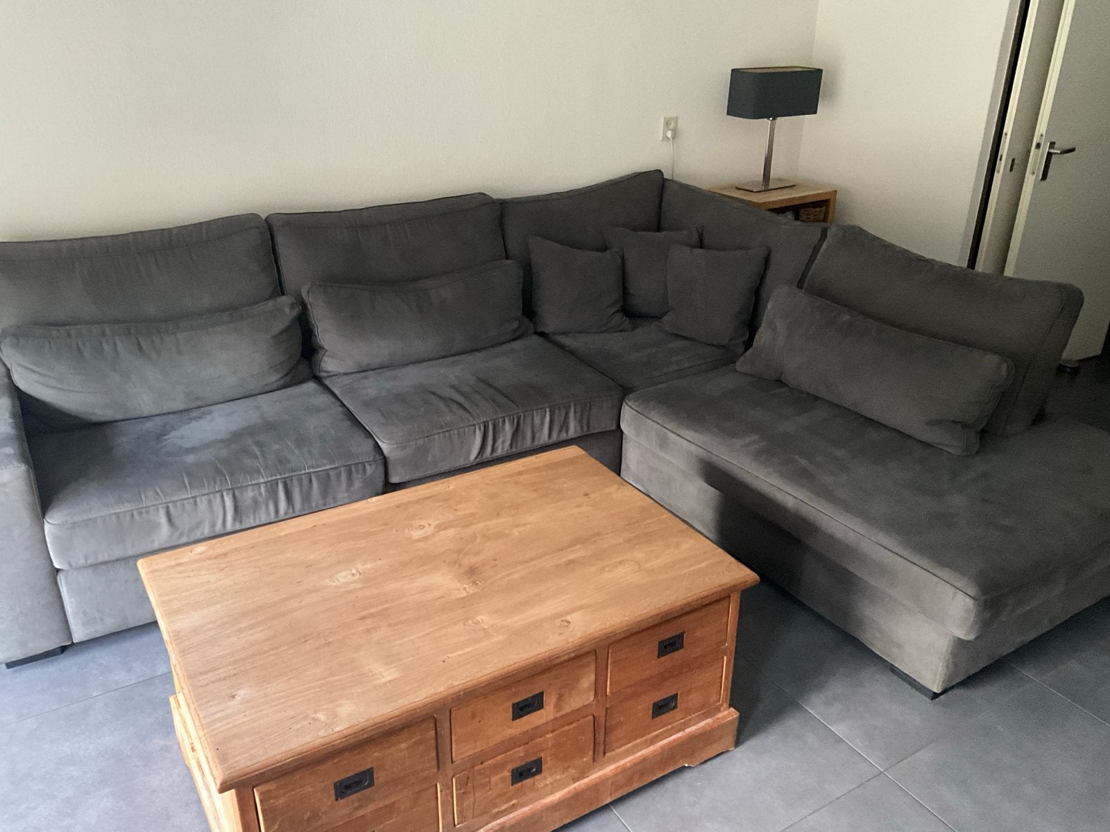 Grijze hoekbank direct beschikbaar, Ophalen, Hoekbank, 300 cm of meer, Zo goed als nieuw