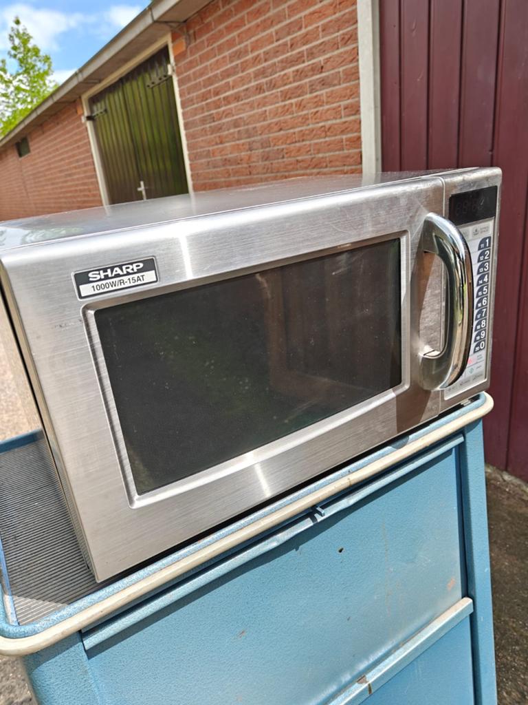 Sharp R-15AT Magnetron 1000W RVS, Ophalen, Gebruikt, Magnetron, 45 tot 60 cm