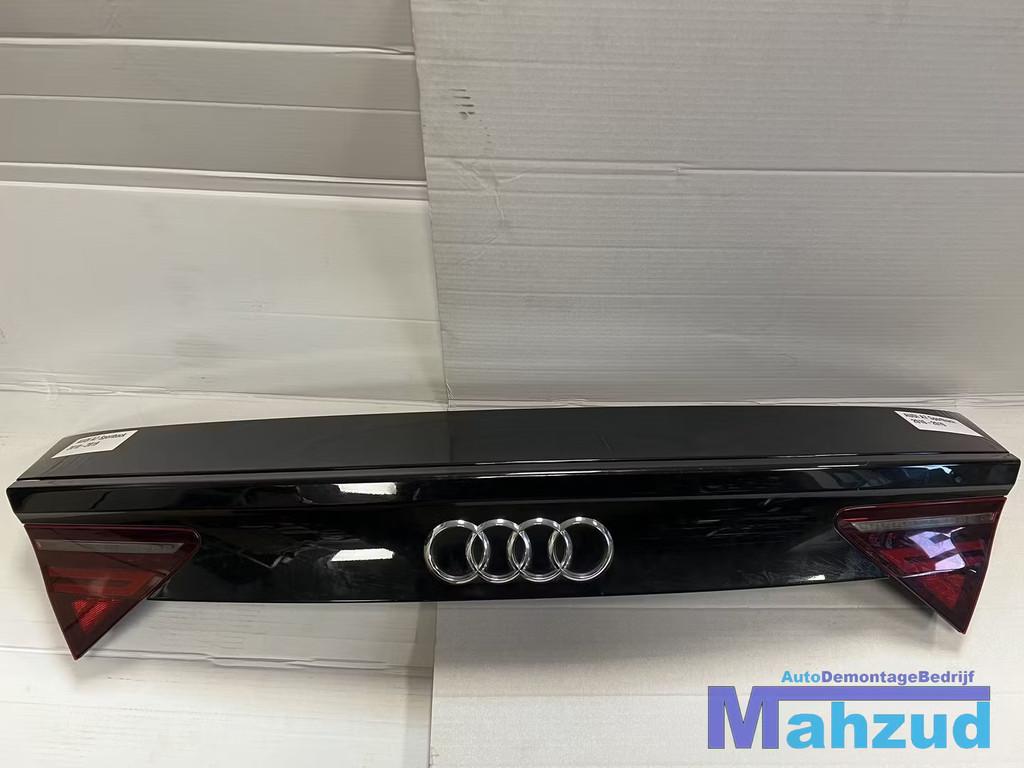 AUDI A7 Sportback spoiler links rechts binnen achterlicht 20, Auto-onderdelen, Gebruikt, AUDI AG, Auto-Union-Strasse 1
85045  Ingolstadt, DE