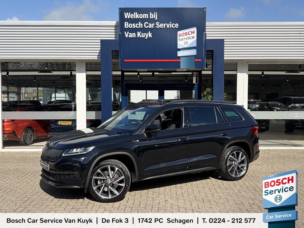 Skoda Kodiaq 2.0 TSI 4x4 Sportline Business / Automaat / 1e-, Automaat, 1984 cc, Alcantara, Zwart
