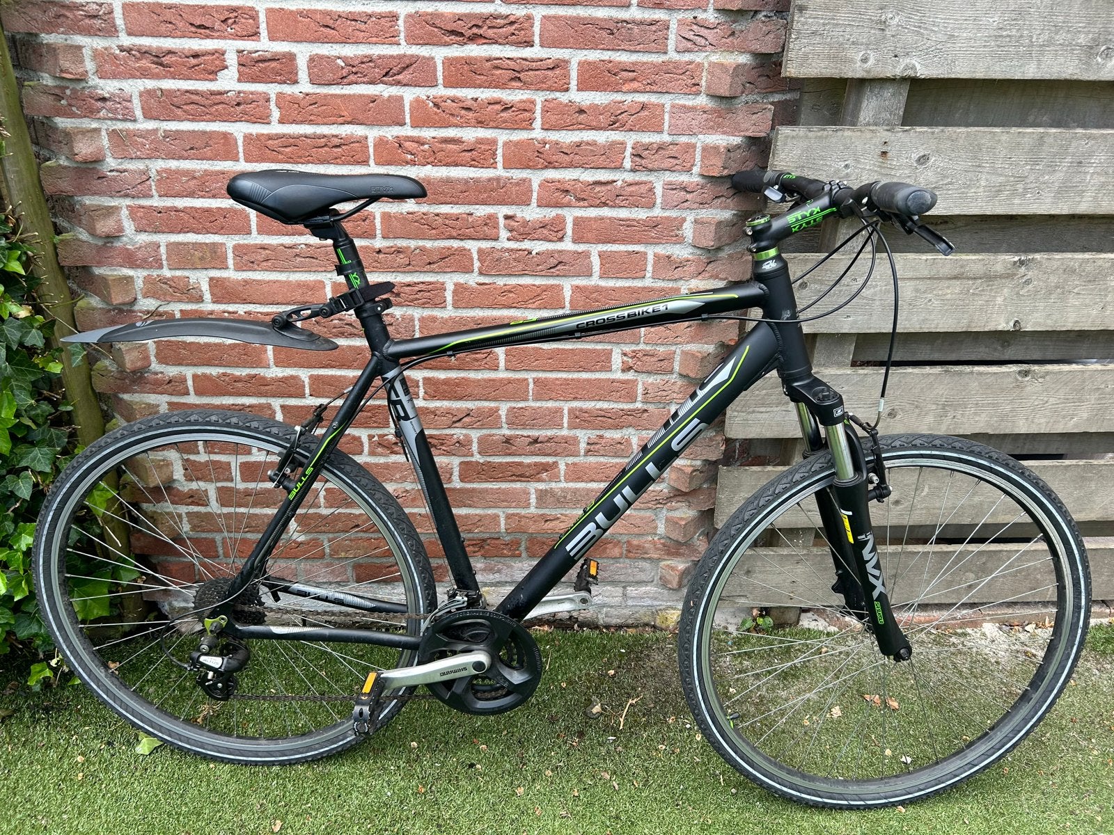 Bulls Cross Bike 1 - Herenfiets met 24 versnellingen, Fietsen en Brommers, 28 inch, Gebruikt, Vering, Velgrem