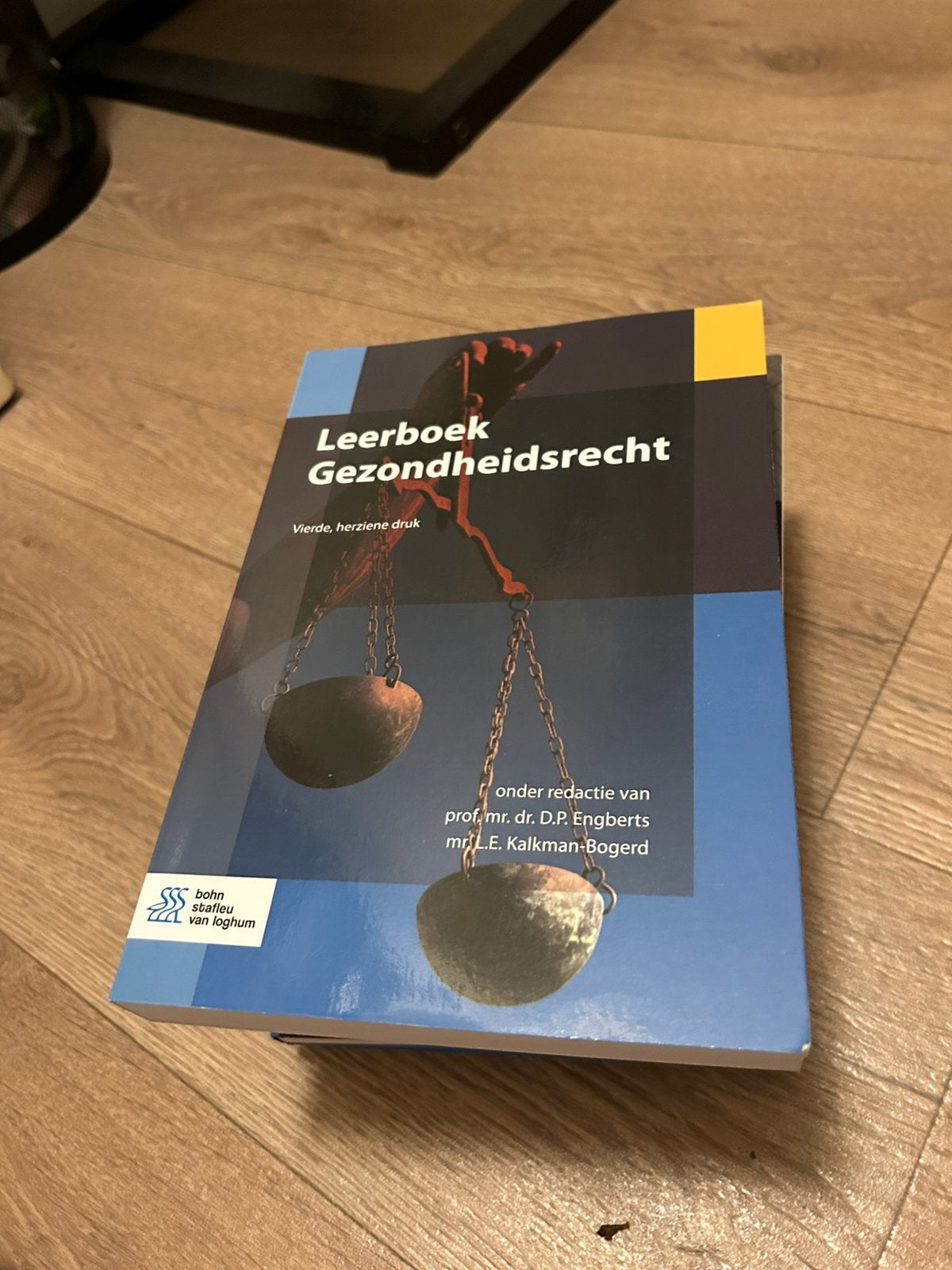 Leerboek gezondheidsrecht, Ophalen of Verzenden, Zo goed als nieuw