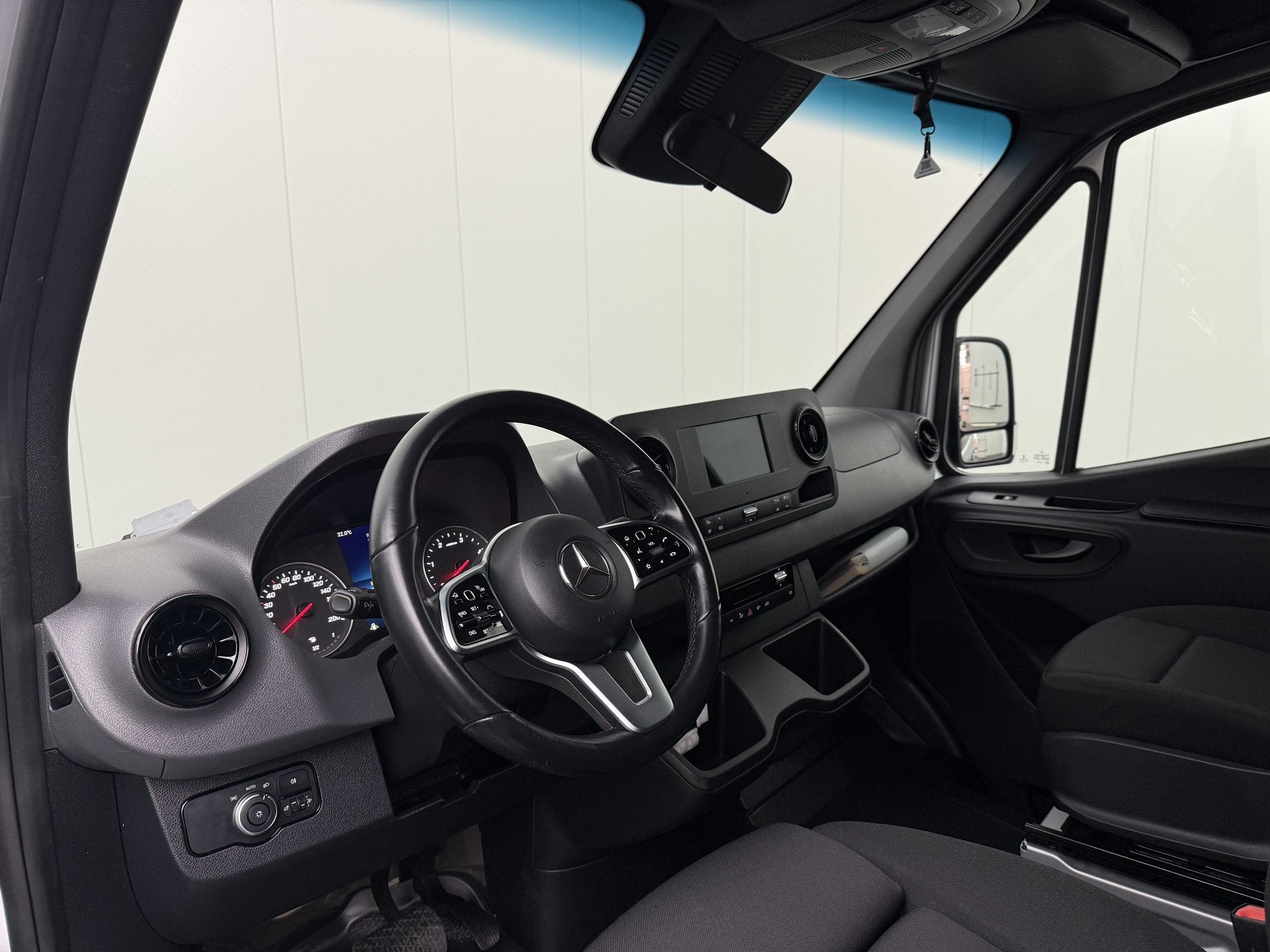 Mercedes-Benz Sprinter 317CDi Automaat L2H2 | Multimedia | N, Automaat, Achterwielaandrijving, Gebruikt, Euro 6