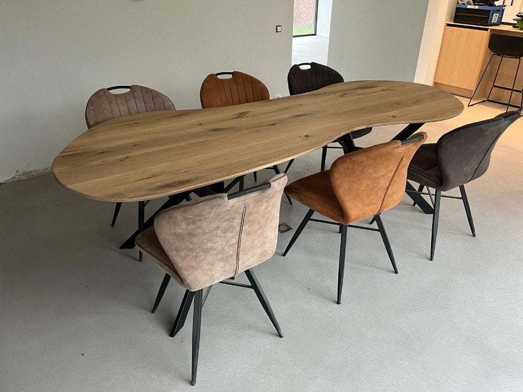 Organisch gevormde, ovale, ronde eetkamer tafel op maat., Huis en Inrichting, Ophalen, Nieuw, 4 tot 6 stoelen