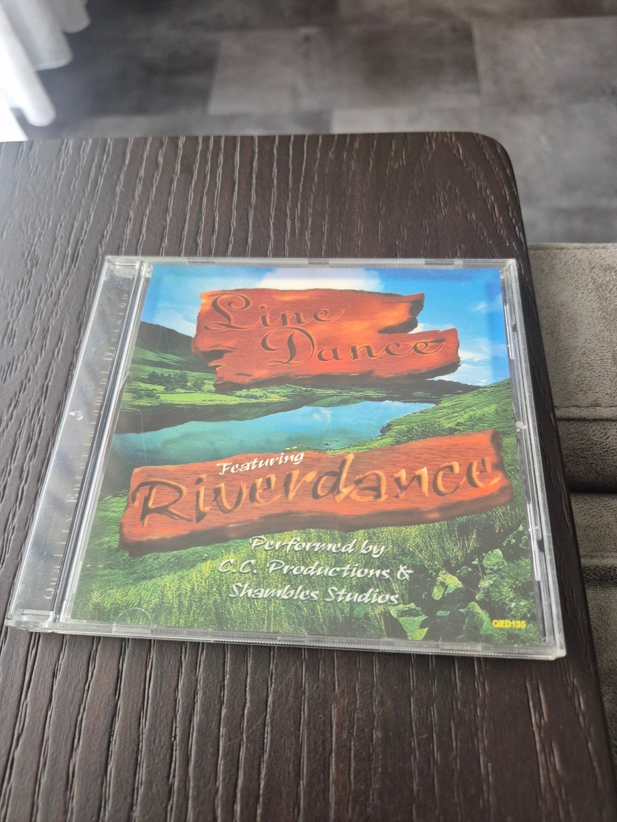 Line Dance Featuring Riverdance CD - C.C. Productions, Ophalen of Verzenden, Gebruikt, Album, Inclusief doosje