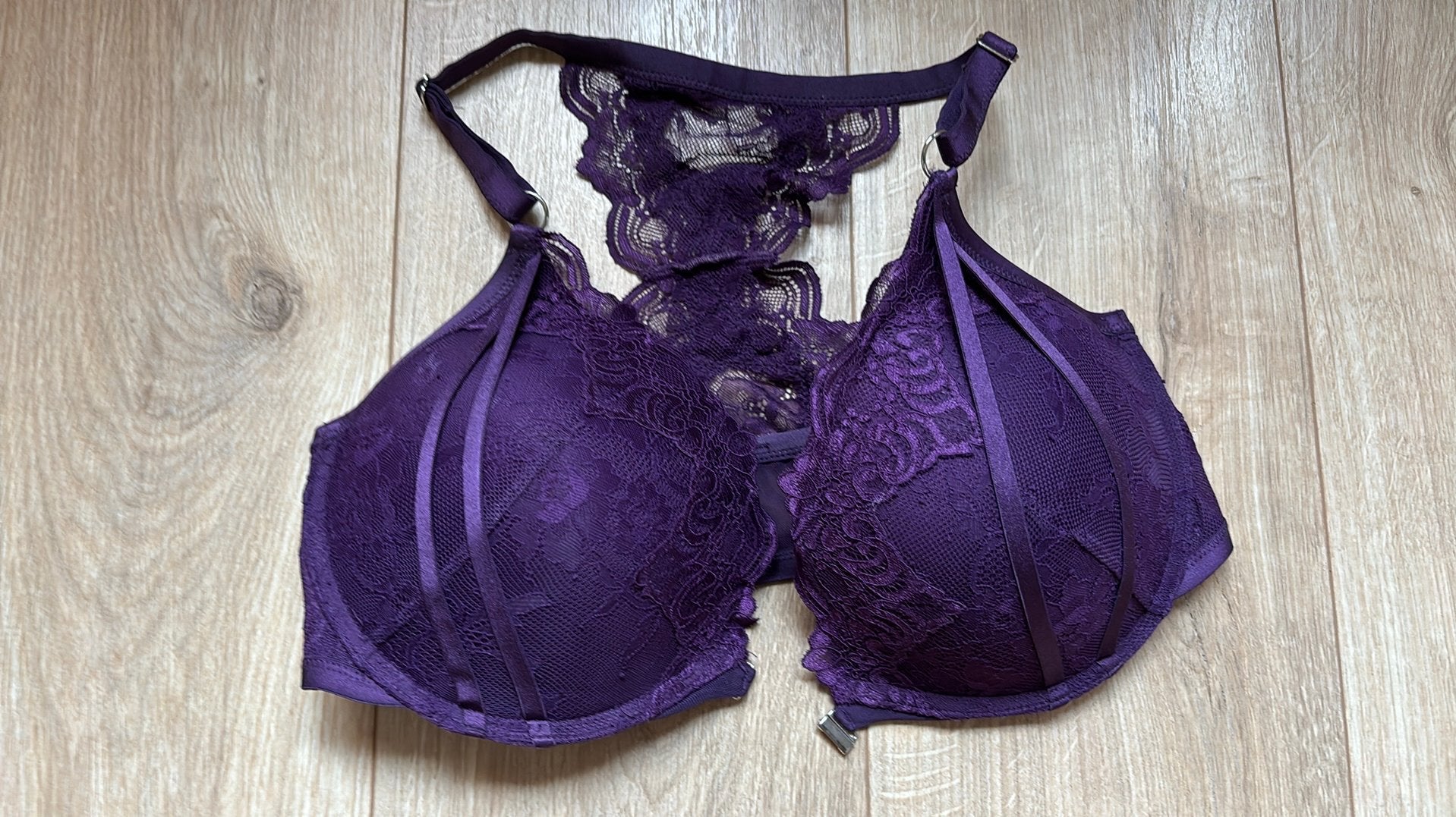 4 prachtige (erotische) bh’s - 85D, Verzenden, Paars, BH