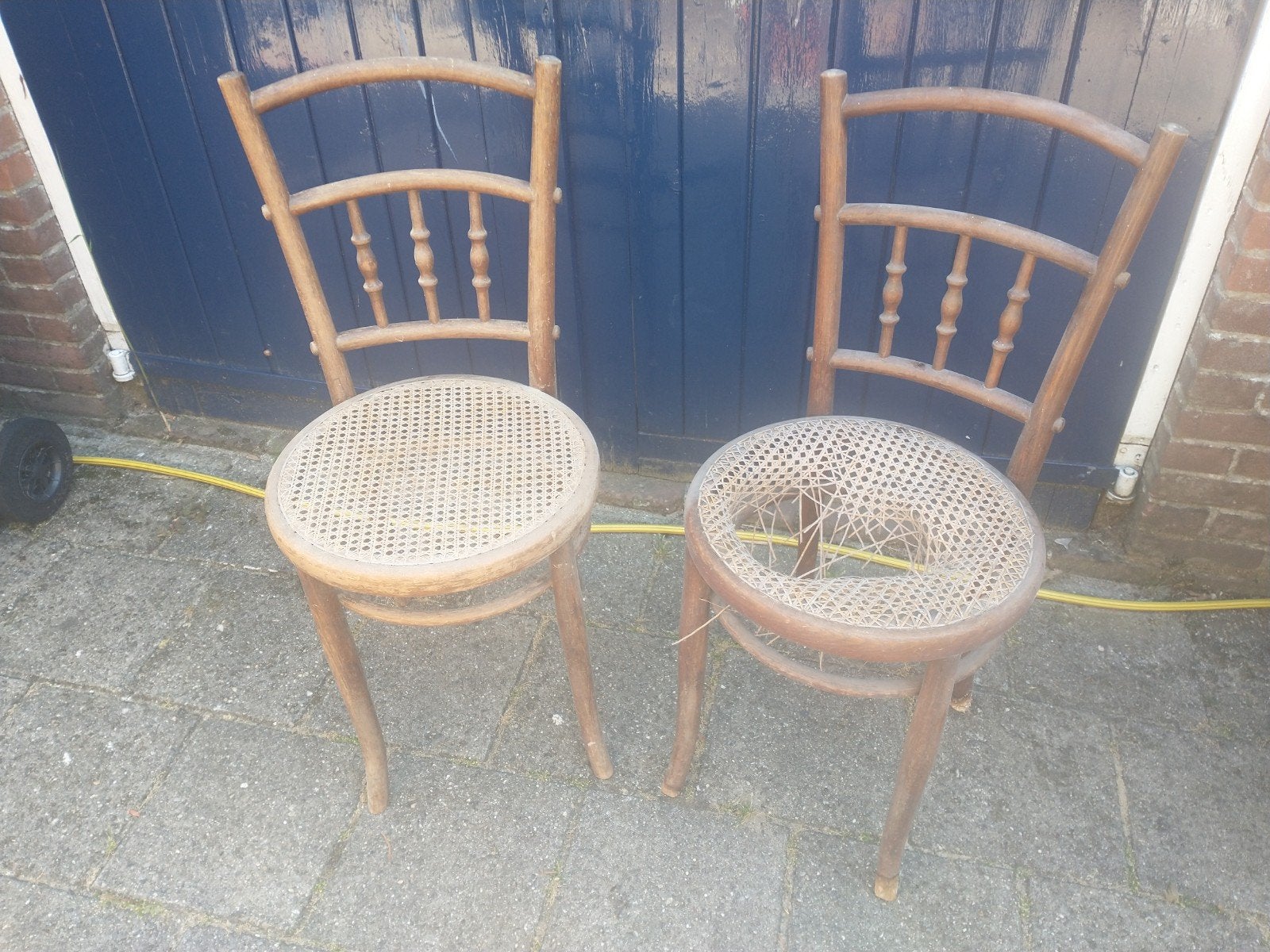 Vintage bistro stoeljes, Antiek en Kunst, Ophalen