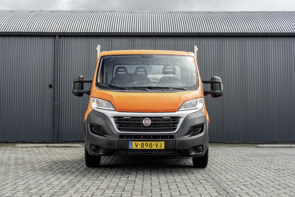 Fiat Ducato Open laadbak met oprijplaat | 131PK | Euro 6, Gebruikt, Met garantie (alle), Bedrijf, Autotrust