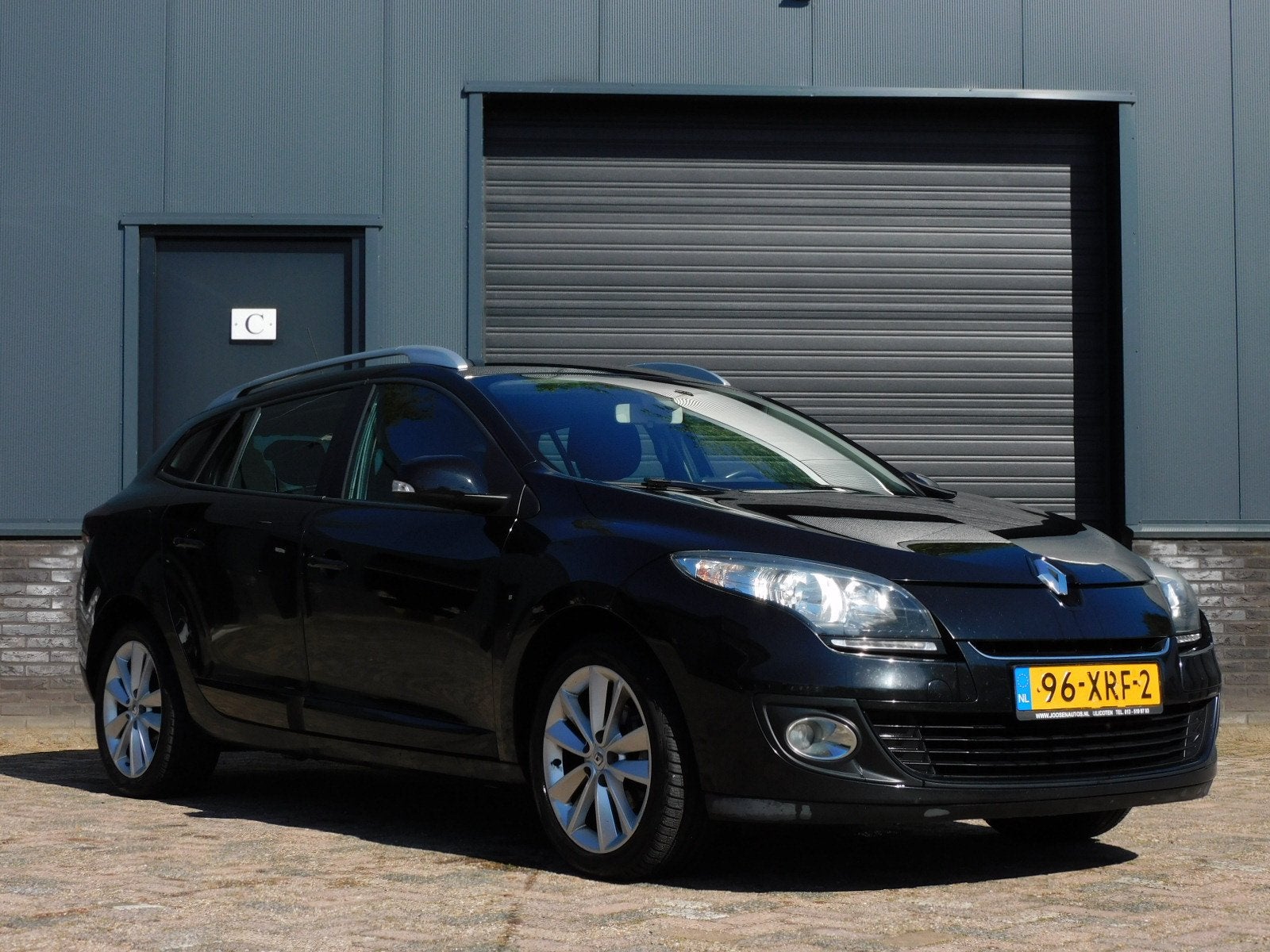 Renault Mégane Estate 1.5 dCi Expression 4-SEIZOENS! NAVI!, Auto's, Renault, Euro 5, Stof, Gebruikt, Zwart