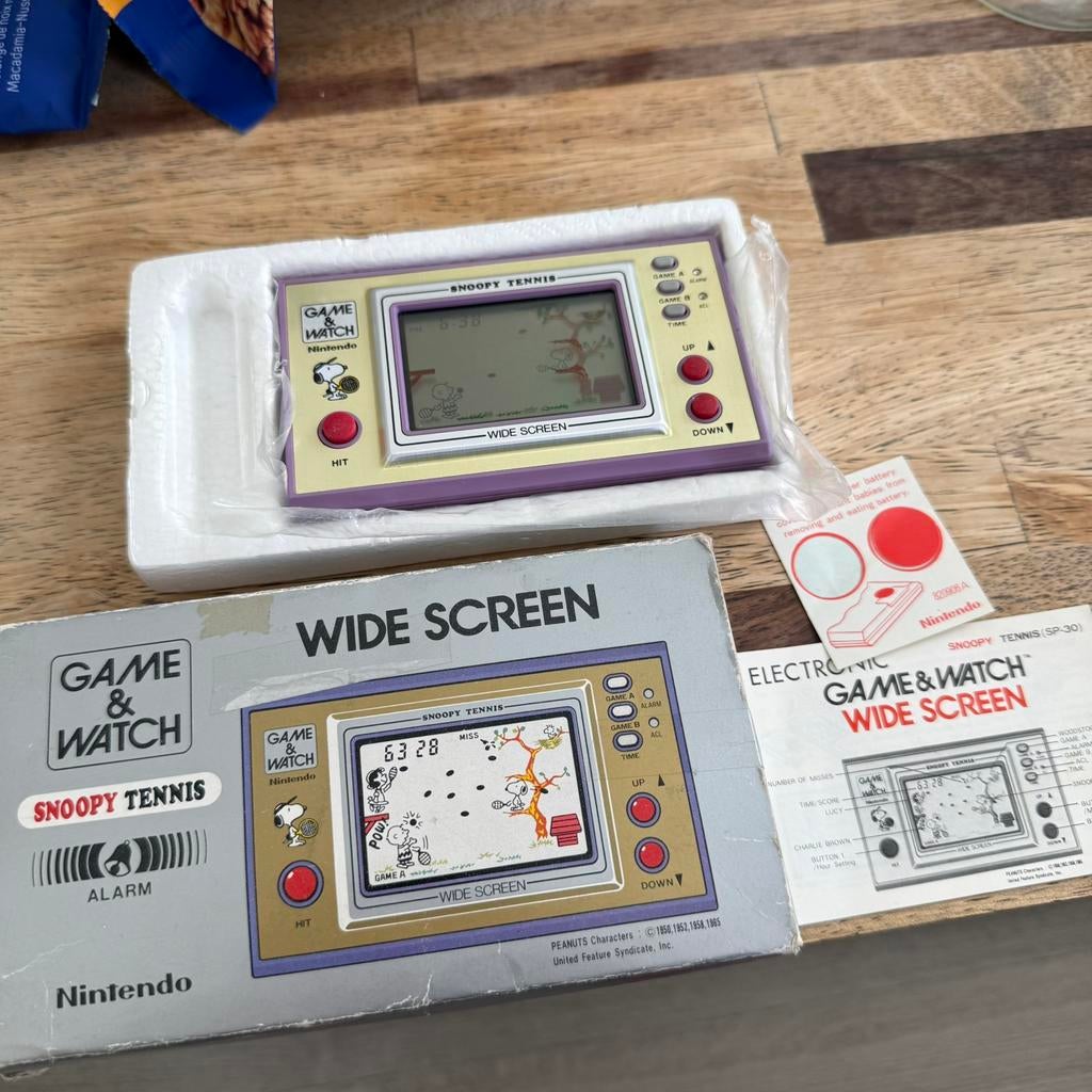 Nintendo Game & Watch Snoopy – Compleet in Doos, goede staat, Gebruikt, 1 speler, Ophalen of Verzenden, Vanaf 3 jaar