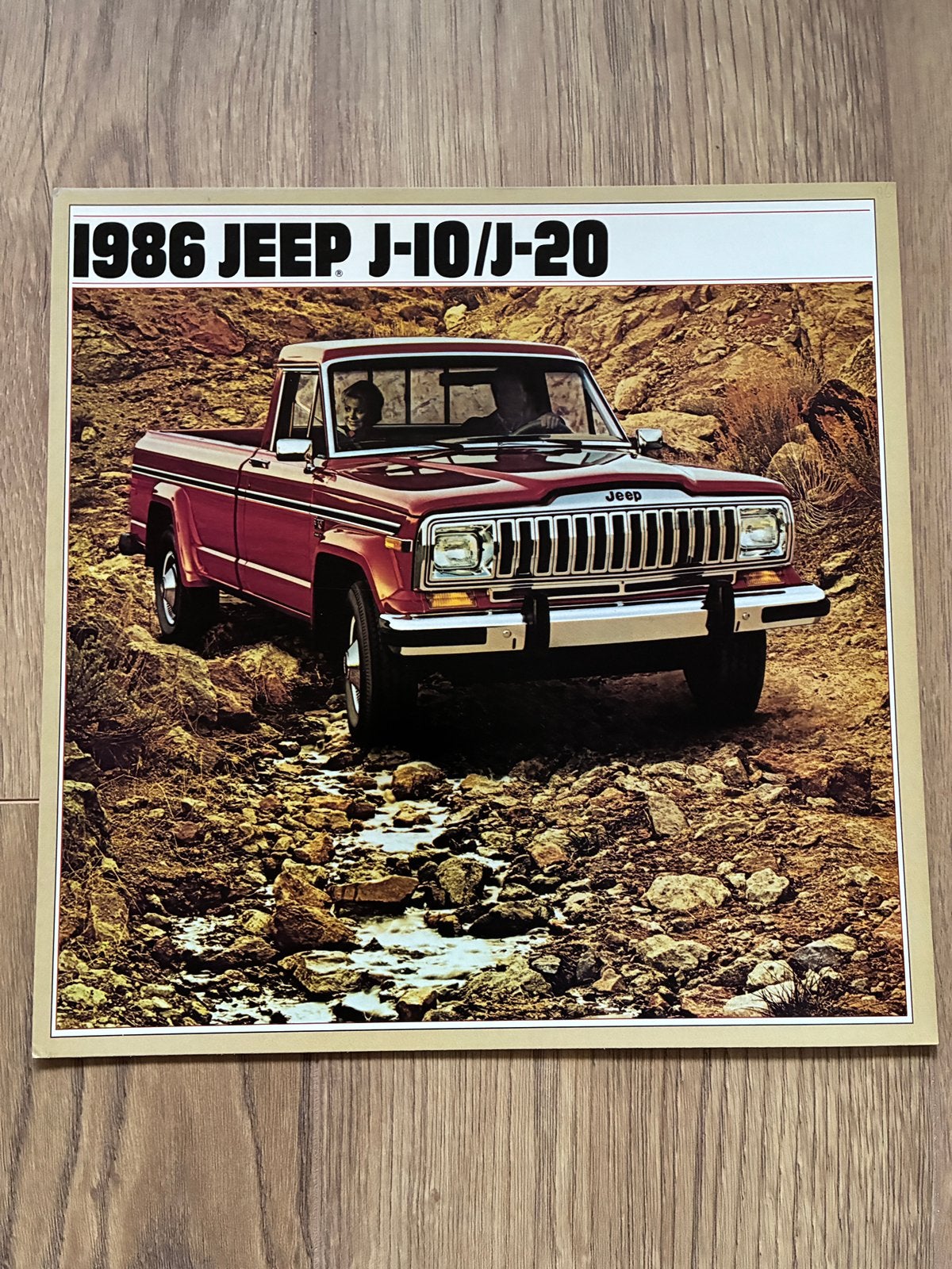 1986 Jeep J-10 / J-20 brochure, Verzenden, Zo goed als nieuw, Overige merken