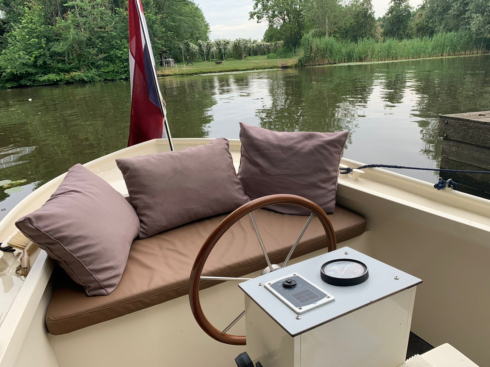 Sloep te huur op de Linge, Sloep of Motorboot