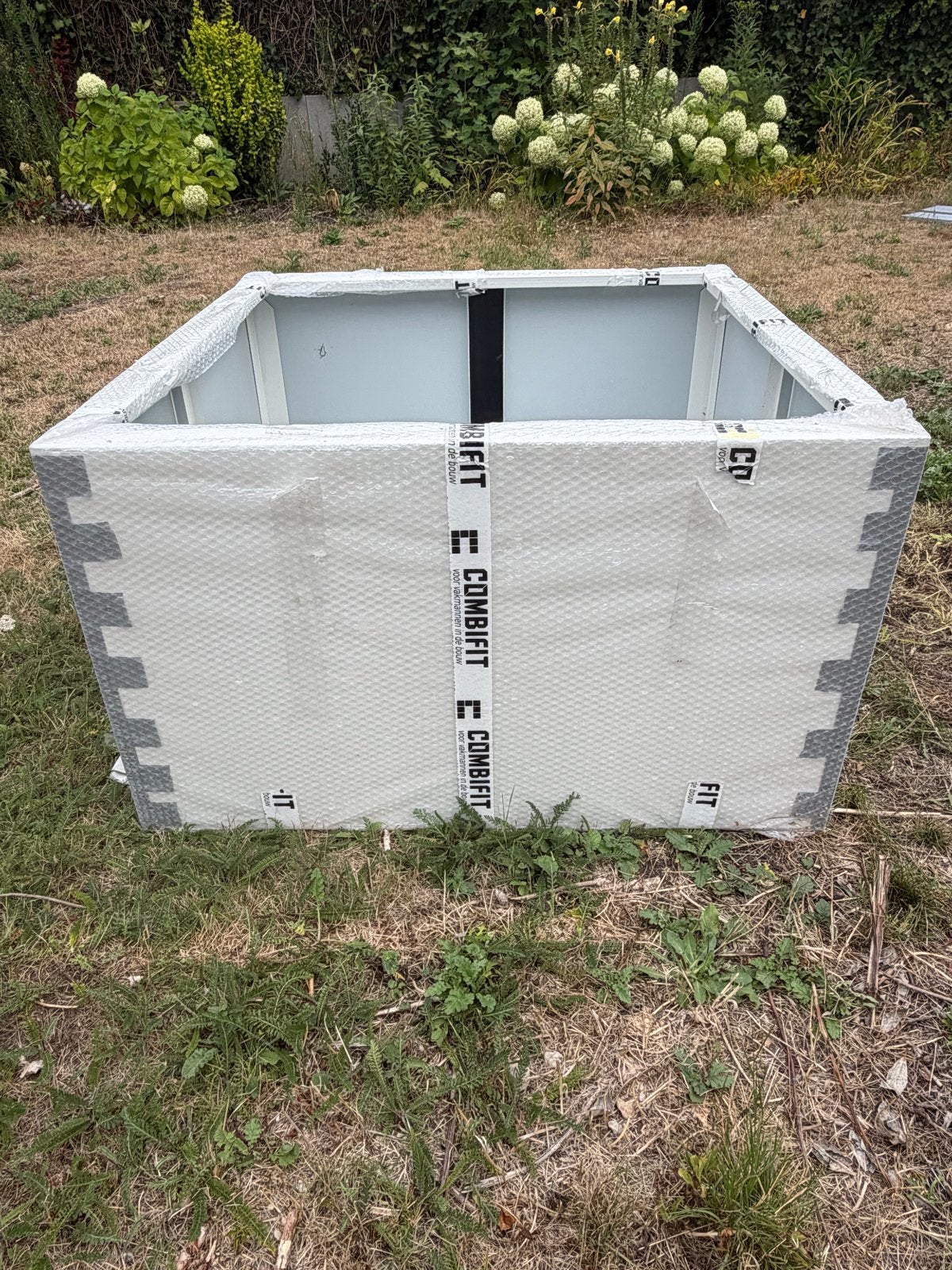 Witte stalen plantenbak met bodem 120x120x60, Ophalen, Balkon, Vierkant, Nieuw