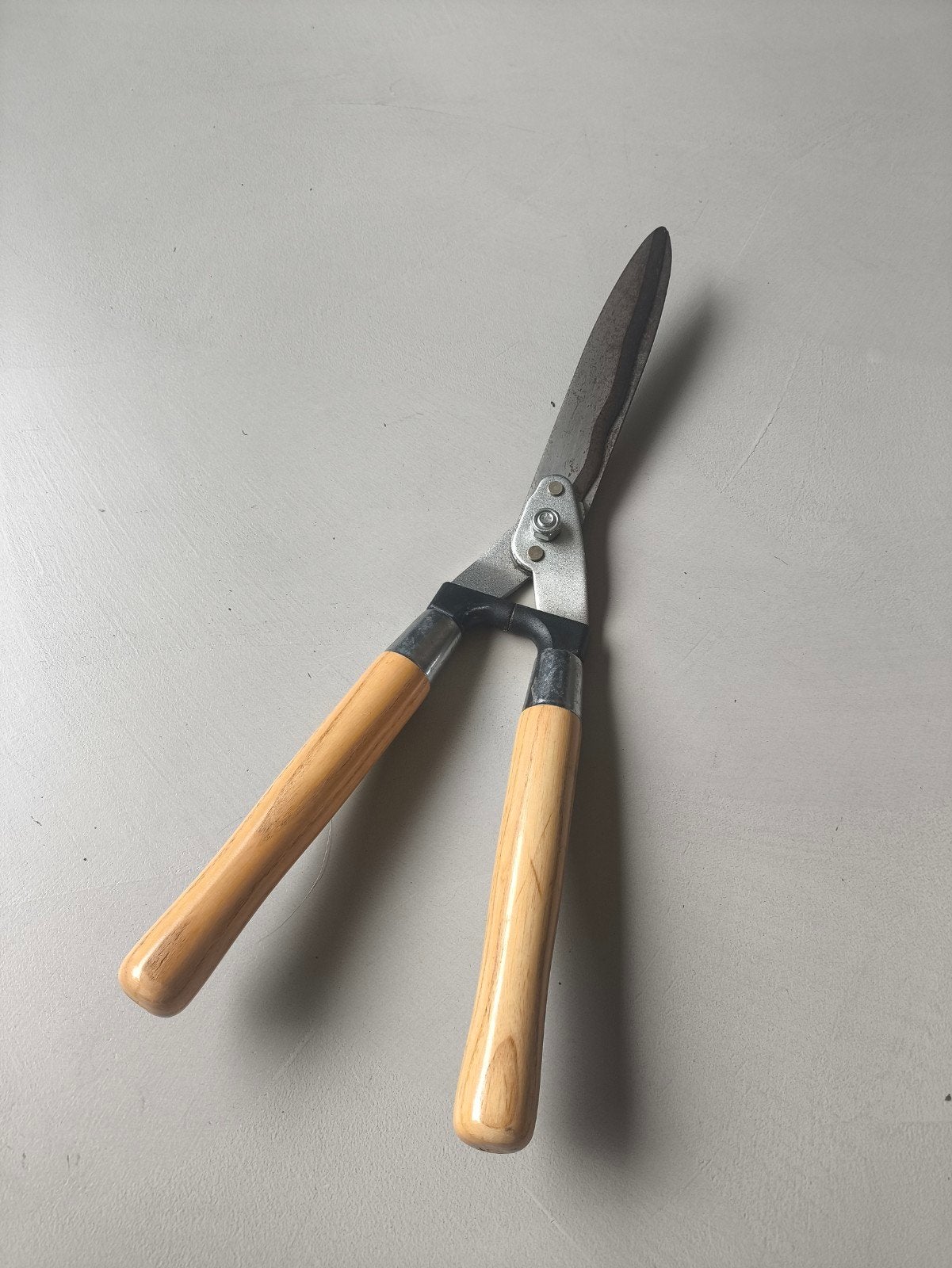 Heggenschaar met houten handvatten, Ophalen of Verzenden, Gebruikt, Handmatig, Onbekend