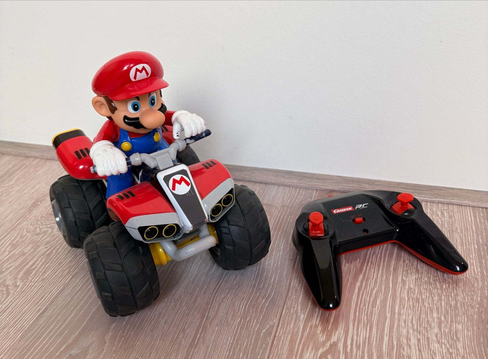 Carrera RC Mario Kart Quad met Mario figuur, Ophalen of Verzenden, Gebruikt