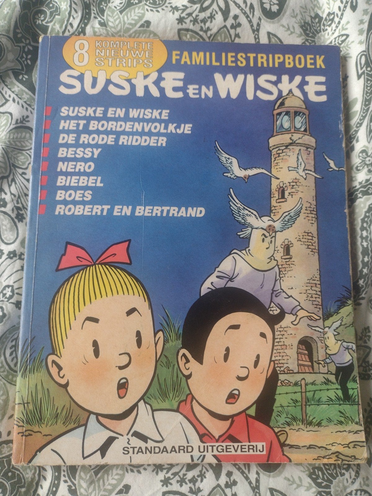 Familiestripboek Suske en Wiske - 8 Komplete Nieuwe Strips, Meerdere stripboeken, Ophalen of Verzenden, Gelezen, Verschillende auteurs