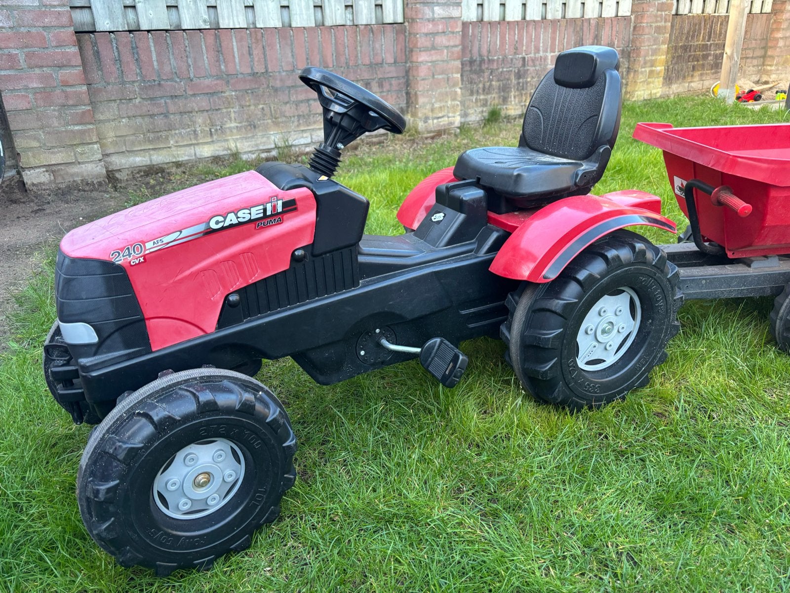 Case IH Pedaaltractor met Aanhanger - Rood, Kinderen en Baby's, Ophalen, Gebruikt, Trapvoertuig