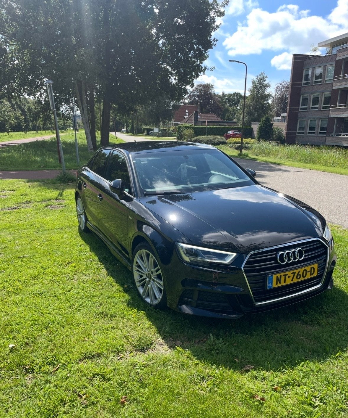Audi A3 s-line 1.4TFSI 110KW COD Sedan S-tr 2017 Zwart, Auto's, Audi, Zwart, 4 cilinders, Leder en Stof, Zwart