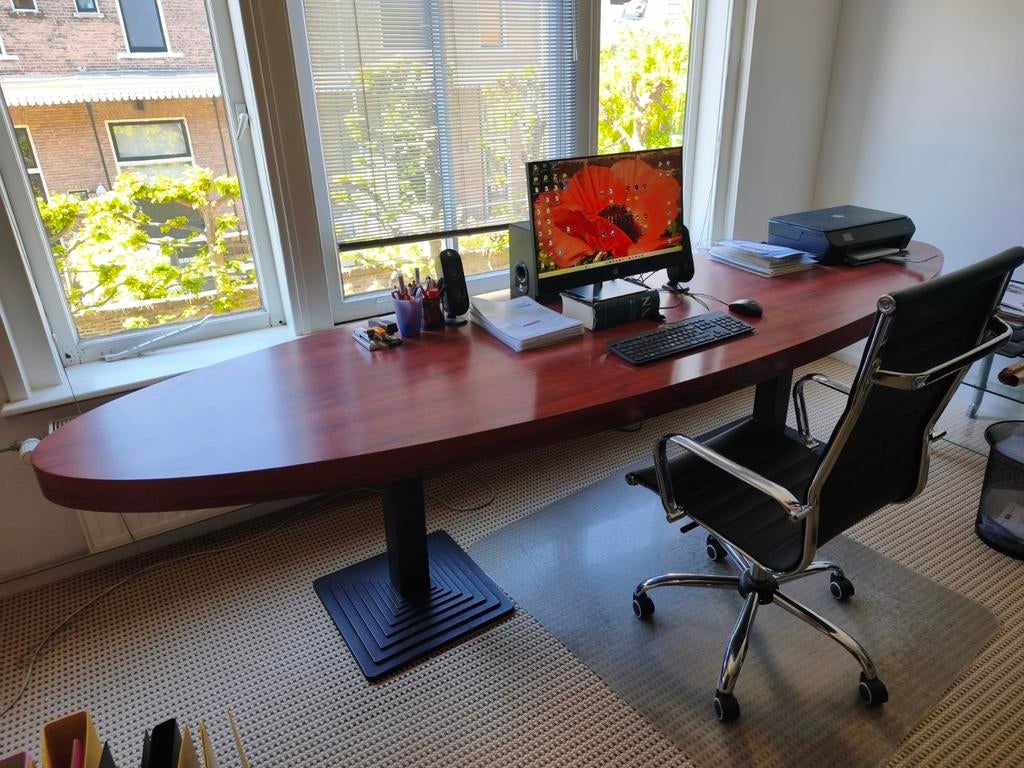 * Grote ovale tafel voor werkkamer, kantoor of horeca *, Huis en Inrichting, Bureaus, Ophalen, Hout, 300 cm, Bruin