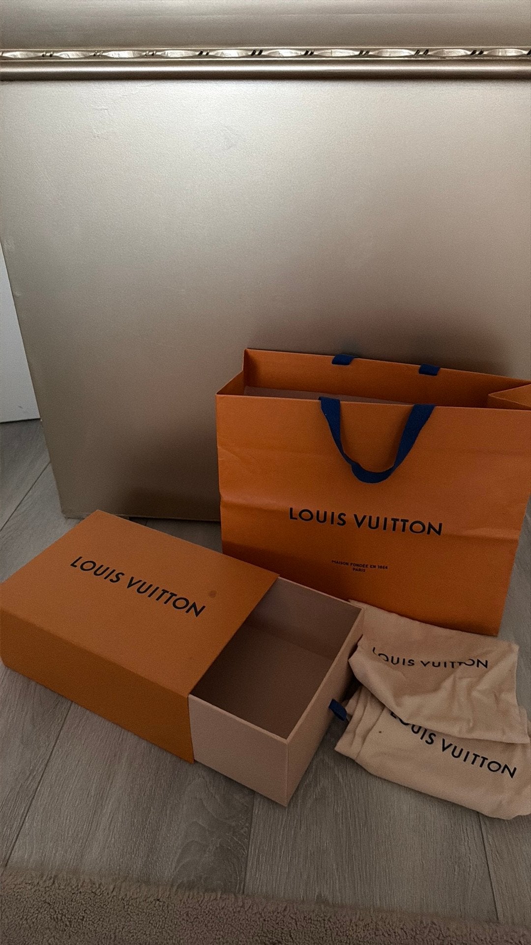 Louis Vuitton doos en tas, Ophalen, Bruin, Overige typen