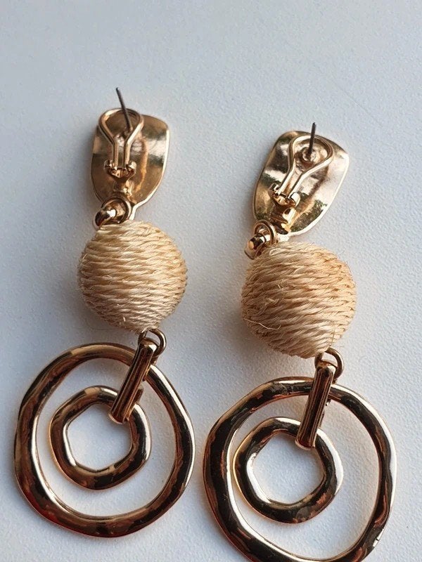 Grote Statement Oorbellen Goud Beige Boho Retro, Sieraden, Tassen en Uiterlijk, Ophalen of Verzenden, Nieuw, Beige, Overige materialen