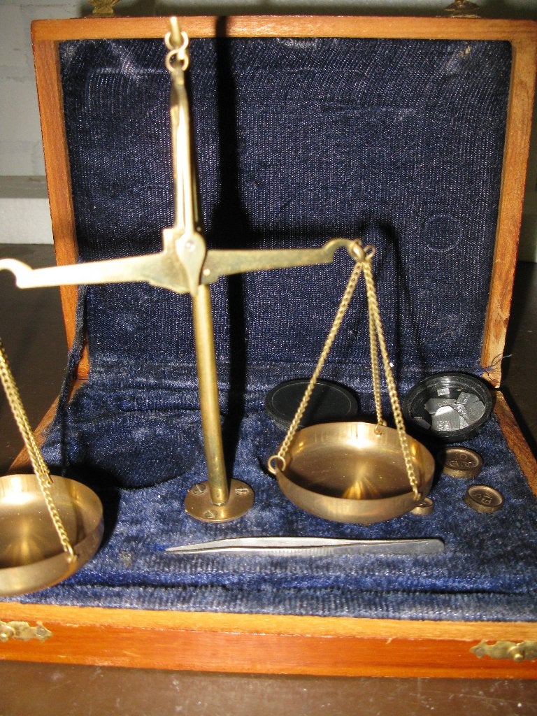 Goud Weegschaal, set in doos, India, Ophalen of Verzenden