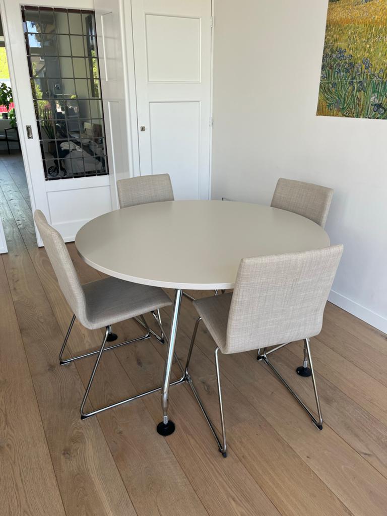 Vitra Ad Hoc design tafel rond chroom onderstel, Ophalen of Verzenden, Gebruikt