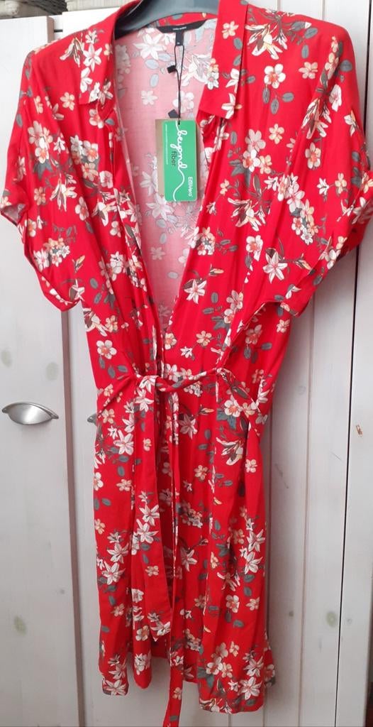 Nieuwe Vero Moda rode bloemetjes jurk maat XL, Vero Moda, Maat 46/48 (XL) of groter, Nieuw, Ophalen of Verzenden