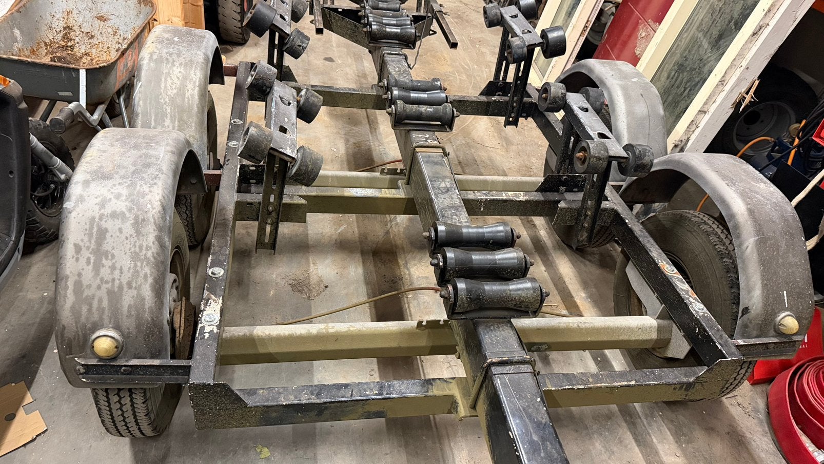 2 Alko aanhanger Assen 1500kg met wielen en remkabels, Ophalen, Gebruikt