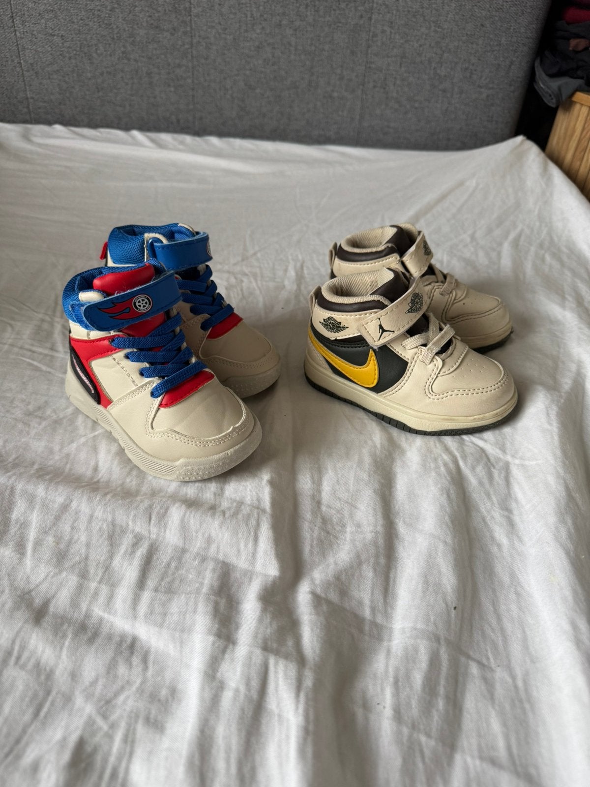 Schoenen 23, Ophalen of Verzenden, Zo goed als nieuw, Schoentjes