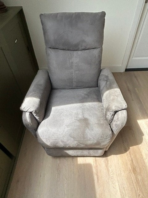 Te koop: comfortabele stoel, Huis en Inrichting, Stoelen, Ophalen, Overige materialen, Gebruikt, Eén