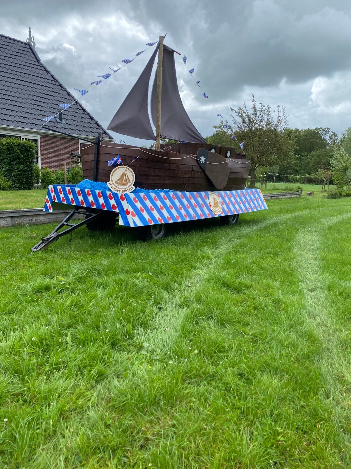 Feestwagen/versierdewagen/praalwagen te huur., Ophalen of Verzenden, Overige