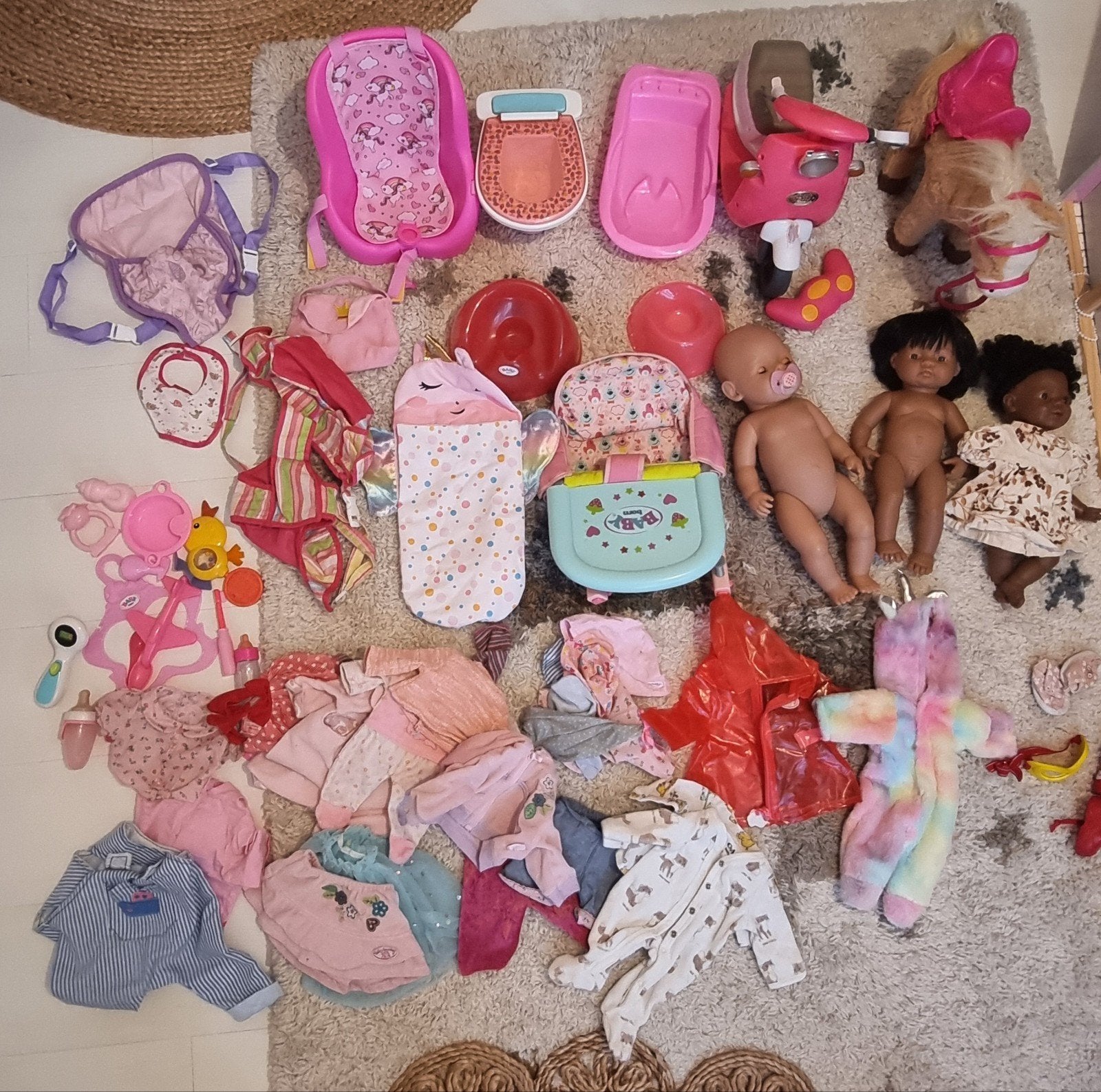 baby born dolls and accessories, Kinderen en Baby's, Speelgoed | Poppen, Ophalen