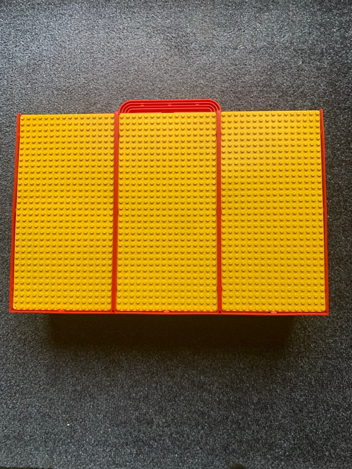 LEGO opbergkoffer / bouwplaat - Geel/Rood, Ophalen of Verzenden, Gebruikt, Overige merken