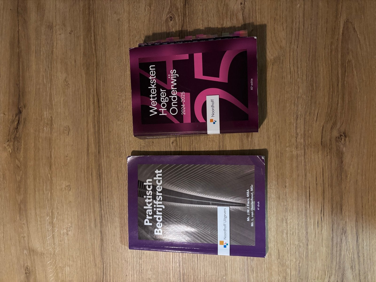Twee Recht boeken Ondernemerschap & Retail Management HBO, Boeken, Ophalen, Gamma, Zo goed als nieuw, HBO