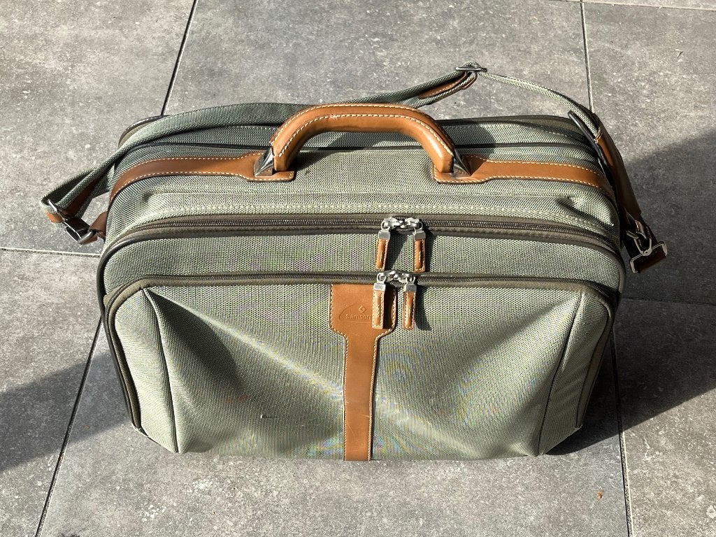 Samsonite kleine koffer (handbagage; past op rolkoffer), Ophalen, Hard kunststof, Minder dan 50 cm, Zo goed als nieuw