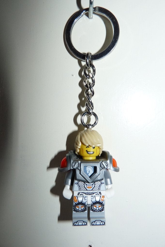 nieuw Lego sleutelhanger 853524 Nexo Nights - Lance, Overige thema's, Lego, Nieuw, Ophalen of Verzenden